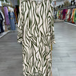 Cargar imagen en el visor de la galería, Vestido oversize verde