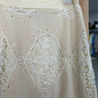 Cargar imagen en el visor de la galería, Falda bordada beige thj