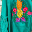 Cargar imagen en el visor de la galería, Camisa verde bordada spring