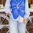 Cargar imagen en el visor de la galería, Camisa flor azul