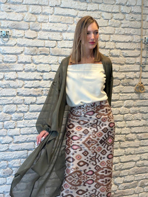 Blusa asimetrica crema