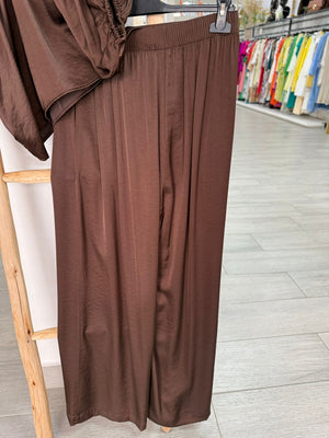 Conjunto brown