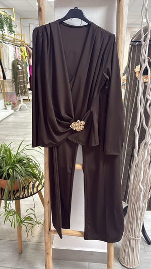 Conjunto licra y blusa cruzada