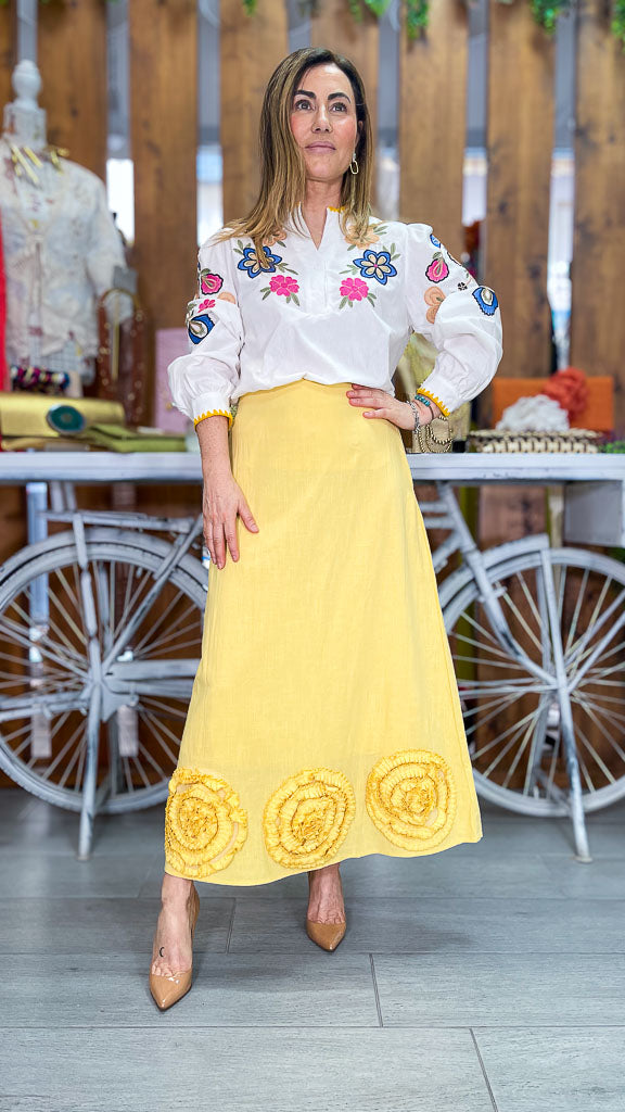 Camisa flor bordada