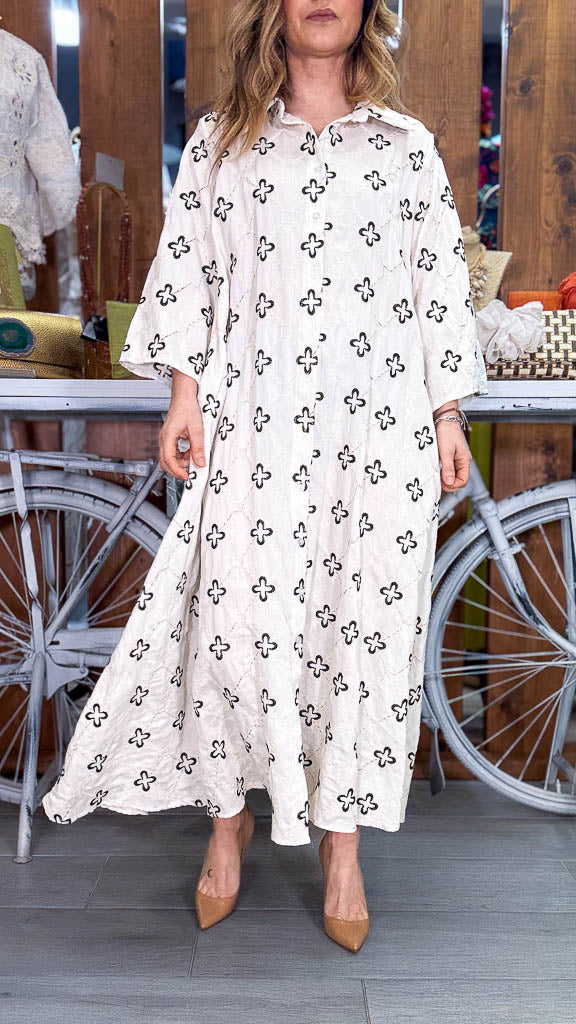 Vestido oversize bordado