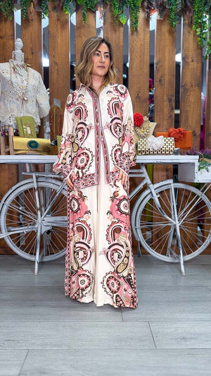 Conjunto beige rosa