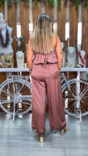 Conjunto satinado puntilla