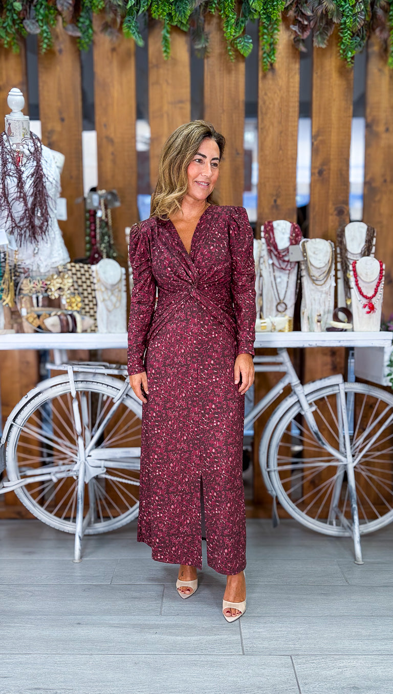 Vestido granate nudo