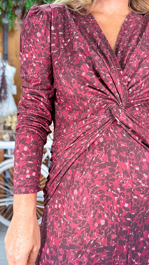 Vestido granate nudo