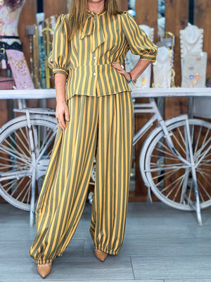 Traje manga codo rayas
