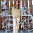 Cargar imagen en el visor de la galería, Chaleco camel abotonado
