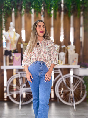 Blusa romántica abril