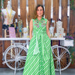 Cargar imagen en el visor de la galería, Vestido verde raya lazada
