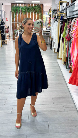 Vestido corto tirante nudo
