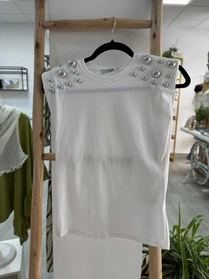 Camiseta tachuelas