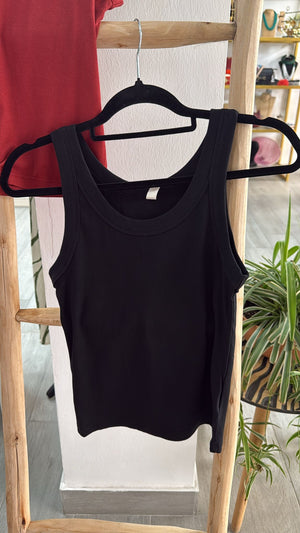Camiseta básica tirantes