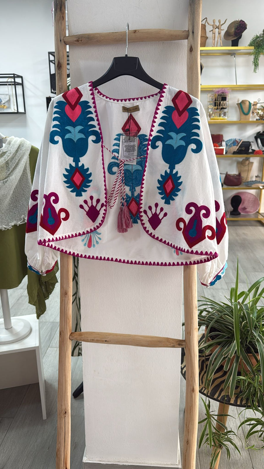 Chaqueta boho blanca