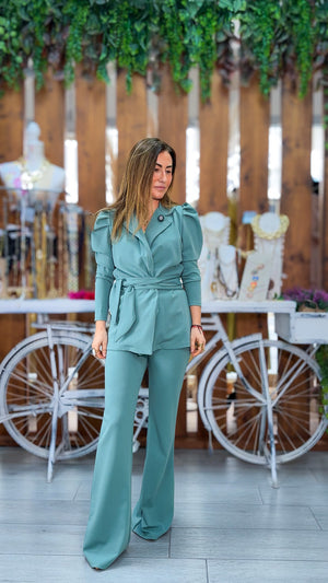 Traje cruzado