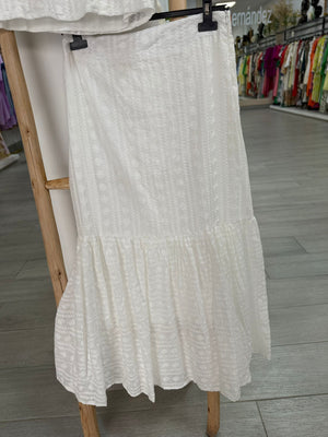 Conjunto top y falda