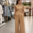 Cargar imagen en el visor de la galería, Chaleco beige bordado combinado con pantalón a juego

