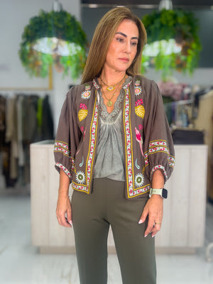 Chaqueta Bordada Pájaros - color marrón, vista frontal
