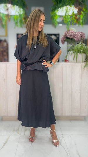 Falda Midi Negra - vista completa