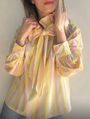 Camisa amarilla rallas